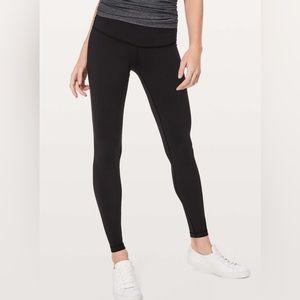 Lululemon Wunder Under LR Tight. Full-On Luon 28". Black. SZ 6. W5AW2S.